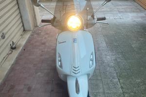 Vespa primavera 50
