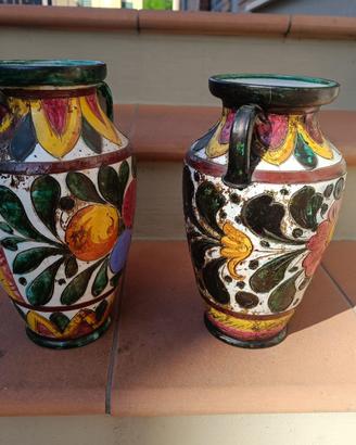 Coppia vasi in ceramica di Siena dipinti a mano
