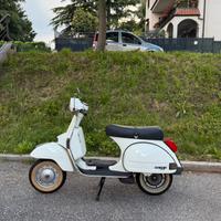 Vespa PX 125 E