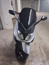 Yamaha TMax 500