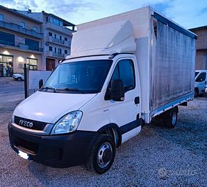 Iveco daily 35c14 anno 2011 passo 3750