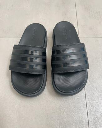 Adidas adilette bold