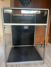 Box plexiglass/alluminio con luci led touchscreen