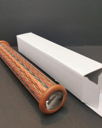 Caleidoscopio d'ambiente in legno