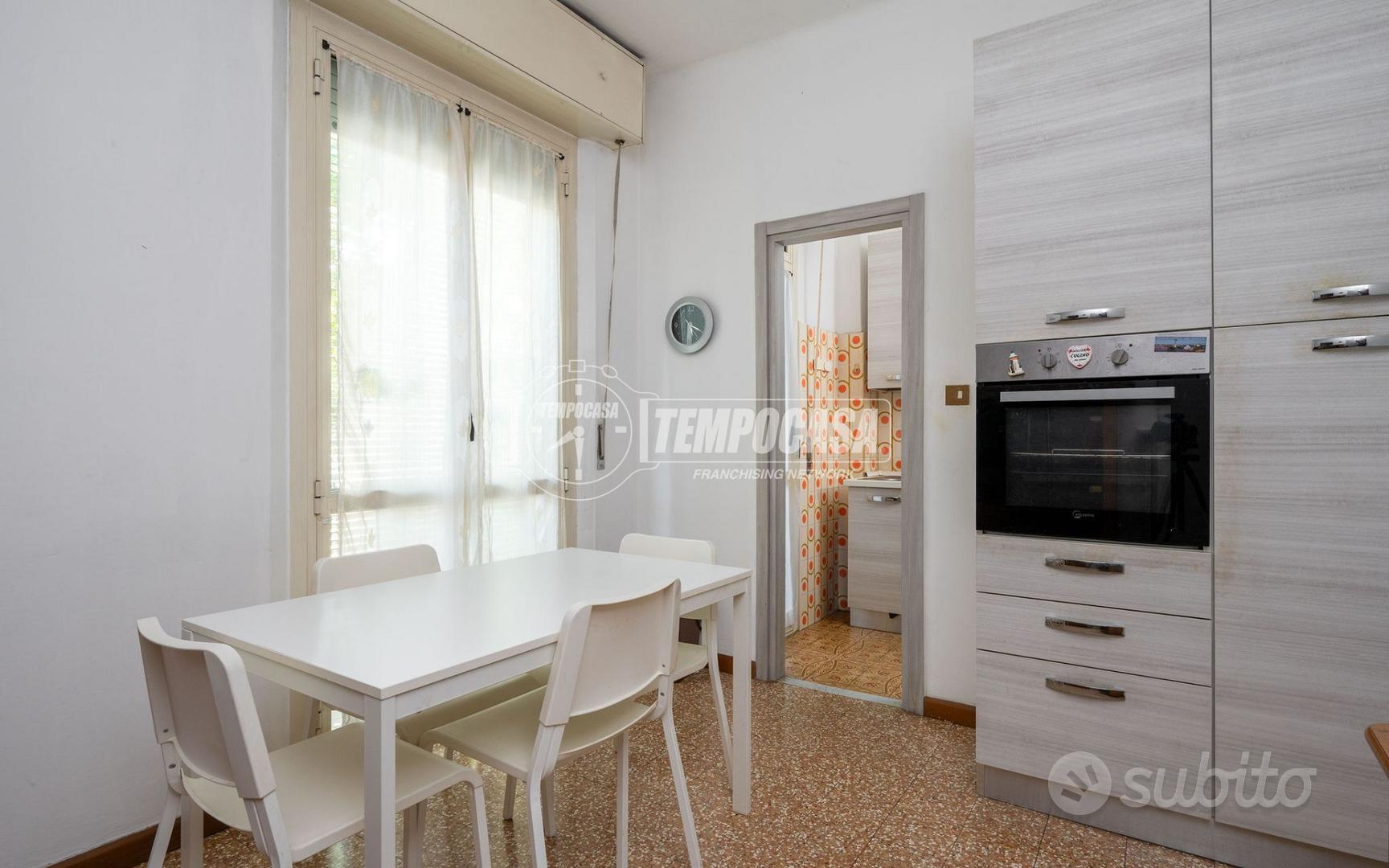 Appartamento – Reggio Emilia, Santo Stefano esterna - Vista 4