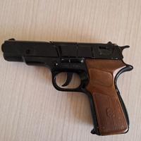 pistola giocattolo 
