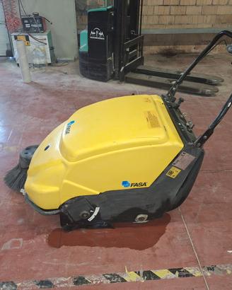 SPAZZATRICE/MOTOSCOPA INDUSTRIALE Mod. S2200BT