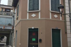 Locale commerciale uso negozio/ufficio