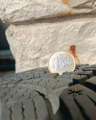 Gomme Goodyear invernali + cerchi 175/65 R14