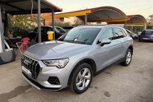 Audi Q3 35 TDI S tronic Km Certificati IVA Esposta