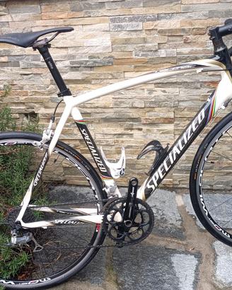 bici da corsa in carbonio