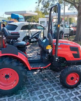 TRATTORE NUOVO KIOTI CX 2510