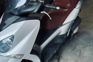 Yamaha xcity 250