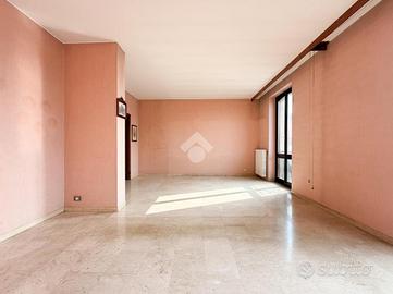 4 LOCALI A TRECATE