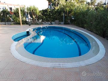 Villetta con piscina sul Gargano