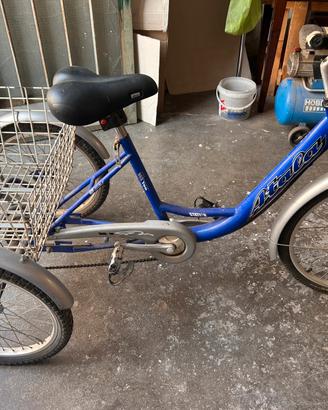 TRICICLO ATALA