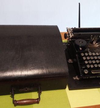 Macchina da scrivere Merz, Modello N.3 -1929' rara