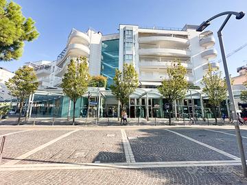 Bilocale/90 metri dal mare/18.04-30.05/4 pax