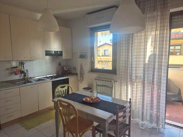 A Prato ovest 2 Vani Arredato con ampia Terrazza