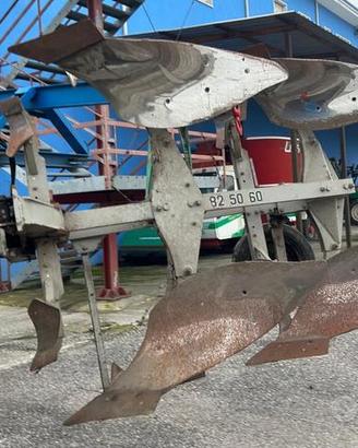 Aratro bivomere Scalmana con ruota