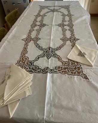 Tovaglia vintage in lino e cotone 12 persone