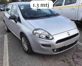 Fiat Punto 1.3 MJT II S&S 95 CV 5 porte Street