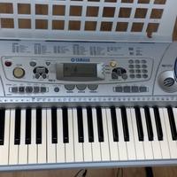 pianola yamaha PSR 275 - 61 Tasti