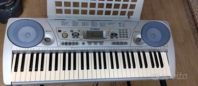 pianola yamaha PSR 275 - 61 Tasti