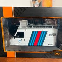 Modellino fiat 242 scala 1:18