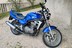 Kawasaki ER5