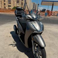 Honda SH350 grigio opaco 2023
