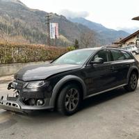 Ricambi Audi A4 allroad 2011 SW grigia 2000cc TDI