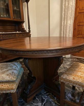 tavolo stile classico in legno