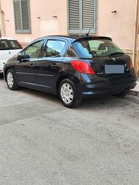 Peugeot 207 1,4 diesel nera unico propietario