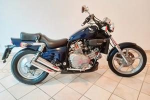 honda vf 750 super magna 