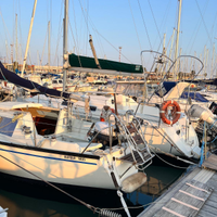 Barca a vela Dufour