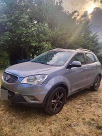 Ssangyong Korando, D20T 175 CV,  cambio  a