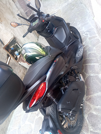 Moto Beverly 400 sport