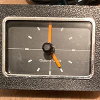 Orologio analogico per auto f’epoca