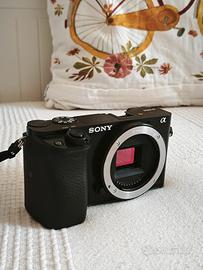 sony alpha 6000, condizioni ottime