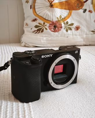 sony alpha 6000, condizioni ottime