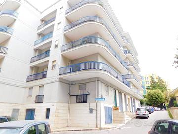 Appartamento di 175 m² con più di 5 locali a Marti
