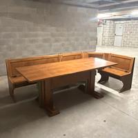 Tavolo in legno con panca adatto per taverna casa 