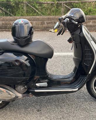 Vespa GTS 300 super 2014