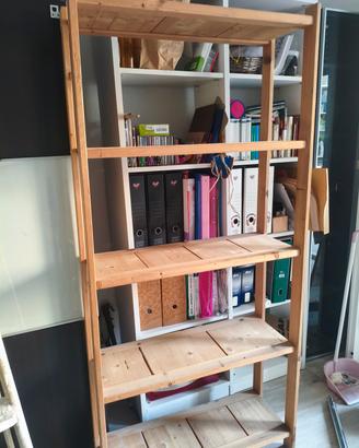 scaffale in legno