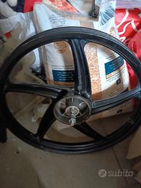 cerchio anteriore da 17 ciao