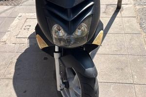 Scooter leonardo 125