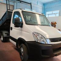Iveco Daily ribaltabile trilaterale 35 c 13