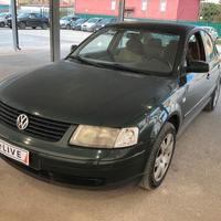 Volkswagen Passat 1.8 20V cat