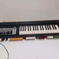 SINTETIZZATORE ROLAND SH-2000